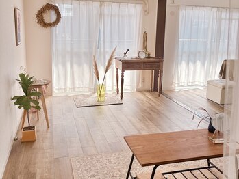 ニノン(Ninon.)の写真/「初めてでも満足できた」そんな声が集まる"Ninon."でまつ毛デビューを☆安心&丁寧な施術に努めております!