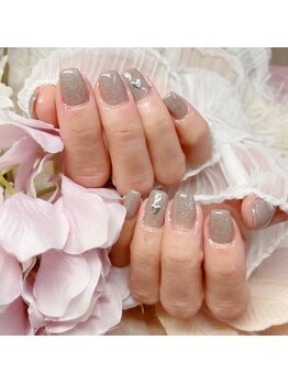 アイカ(Aika)/ハートネイル