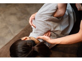 ラモアナ 都島店(lamoana)の写真/埋もれた肩甲骨目覚める★はがした瞬間の軽さに驚く★背中から変わる体の軽さ★一度で実感！肩甲骨ケア★