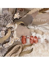 リリフリー(riri Free)/赤べっこうネイル