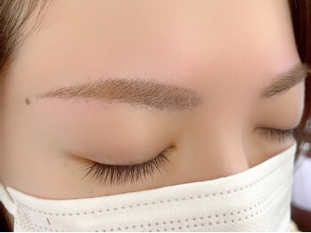プラス イコット(plus icotto)の写真/メンズOK！眉毛waxで眉を整えることで清潔感UP◎waxは抵抗があるという方は眉カットメニューもございます◇