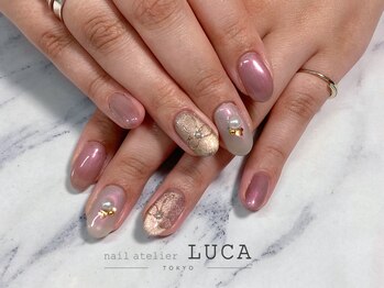 ネイルアトリエルカ(nail atelier LUCA)/W-44 大人可愛いリボンネイル