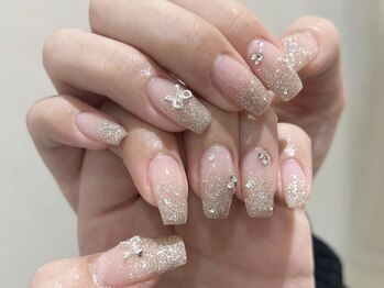 エムプラスネイル 新宿(M+Nail)/長さ出しラメグラ