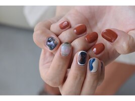 【ミキ担当】ニュアンスネイル