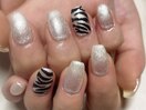 虎柄ネイル