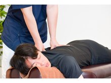 『本格整体・骨盤・姿勢矯正・肩コリ腰痛』J'Sメディカル整体院 西梅田院/5)適度な圧で全身ほぐし♪整体