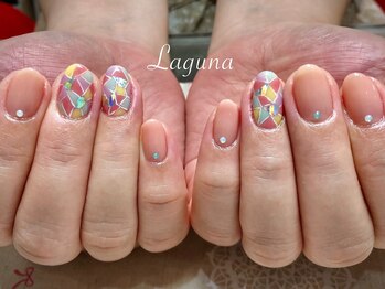 ラグウナ(Laguna)/ステンドグラス風ネイル