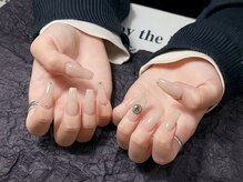 エイチワン(H1)/ヌーディー色スカルプネイル