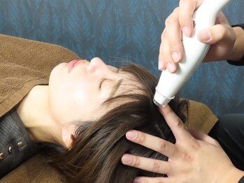 キュライム 熊本(CURAIM)/育毛促進 【施術中の様子】