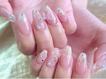 ダリアズネイル(Dahlia's Nail)の写真/【2回目以降同価格☆スカルプあり】美しいカーブと形に!綺麗に爪を伸ばしたい方や折れてしまった爪に◎