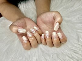 ホワイトミラーネイル