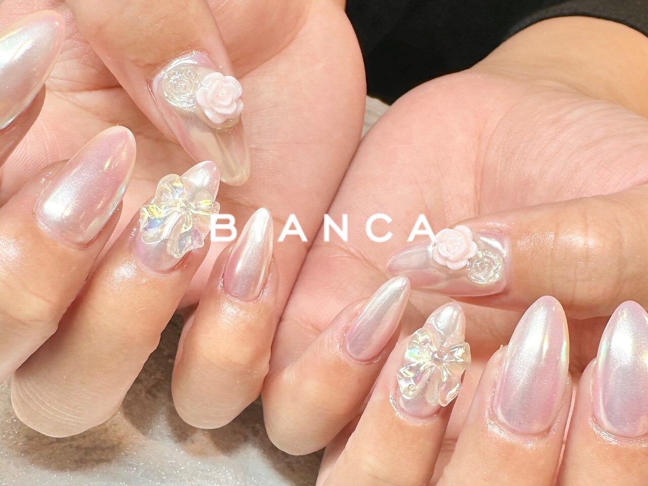 2025年-2026年冬トレンド】ホワイト ワンカラーのネイルデザイン集