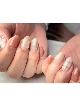 ショートネイルデザインが豊富