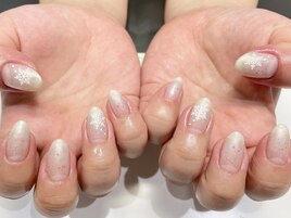 ホワイトグラデーションネイル☆