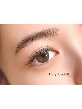 ナチュラル上品な目元にしたい