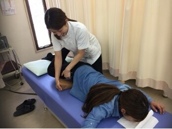 おなが那覇整骨院/産後骨盤矯正は赤ちゃん連れ歓迎