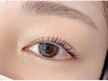 リッチ トゥ 刈谷店(Rich to)の写真/【まつげパーマ￥4800~】自然に際立つ洗練された美まつげへ。さりげなく印象的に、そしてエレガントに。