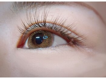 アイラッシュバイファニックスタイルジー(Eyelash by FUNIC style-G)の写真/派手すぎないのに印象的♪自まつげを活かしたパリジェンヌ/まつげパーマで自然に垢抜け◎大人上品な目元へ