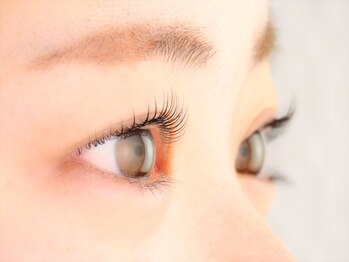 マドンナリリー(Madonna Lily)/パリジェンヌラッシュリフト♪