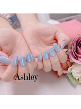 アシュリー(Ashley)/