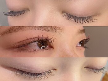フリーサロントイロ ビューティー(free salon toiro beuaty)の写真/まつ毛エクステで、どの角度から見ても魅力的なお目元へ！派手すぎない、自然な上品さが欲しい方に♪