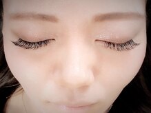 ラズル ダズル(RAZZLE DAZZLE)/目を閉じても美しいデザイン♪