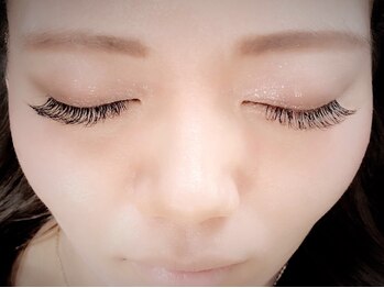 ラズル ダズル(RAZZLE DAZZLE)/目を閉じても美しいデザイン♪