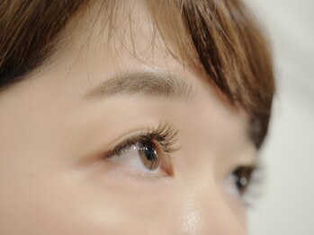 アイビューティー リコ ギンザ(eye beauty LICO ginza)の写真/オシャレさん必見★ボリュームラッシュでカラー!【オフ込 フルカラーボリュームラッシュ400本 ¥8000】