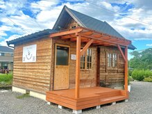 ログハウスのサロンです☆