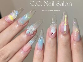 クリアな夏ネイル