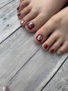 ネイルズビー 国府店(Nail's be)/ボルドーフットネイル