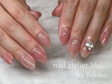 ネイル アトリエ ミジュ(nail atelier MijU)/ピンクにワンポイントパーツ