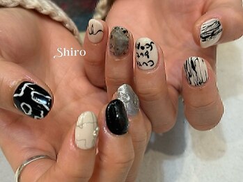 シロ 浜松駅前店(Shiro)/《お任せアート》