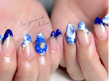 アートもフォルムも丁寧に施術いたします◎