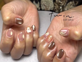 ツインネイル 名古屋駅店(twin.nail)/ ミルクマグネット