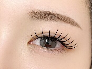 ディア リリー(Dia Lily.)の写真/【バインドロック40束+フラットラッシュ40束/¥8400】とにかく映えたい!!ボリュームUPしたい!!という方に◎