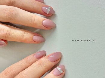 マリーネイルズ 表参道店(MARIE NAILS)/¥6,600 上品ワンポイント 0801a