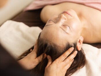 ステラ(Stella)/首かたヘッドマッサージ3000円