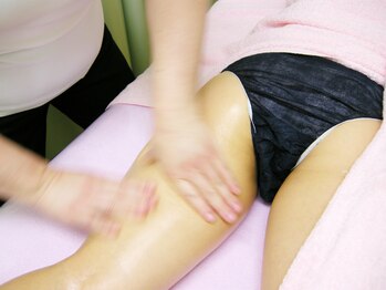 バンブーリフレッシュセンター/【むくみオイル】女性にオススメ