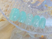 マーガレットハニー 本八幡/うるうるフラワーネイル