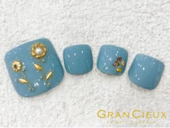 クアトログランシュ 青葉台(QUATRO×GranCieux)/くすみフラワーネイル☆