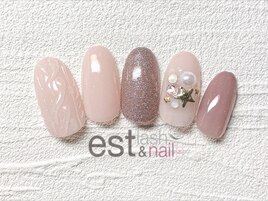 ベージュ ぷっくりニットネイル