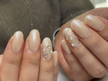 トパーズ 恵比寿(TOPAZ)の写真/ワンカラーやシンプルなデザイン限定★気軽に利用出来る担当ネイリスト限定クーポンもご用意しております◎