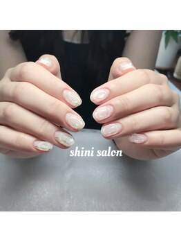 シンイサロン(shini salon)/チェック＆クネクネ☆