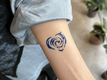 オムズアイ(om's eye.)/コスメタトゥー