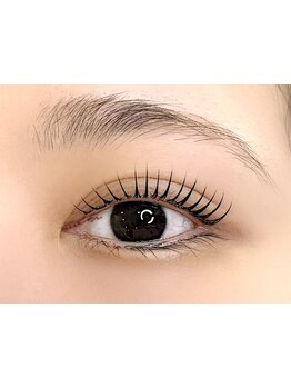 ナチュラル上品な目元にしたい