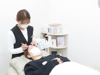 アテナ 姫路駅前店(ATENA)/施術風景