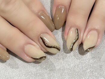 ローラン(LORAN)/赤のブラウンラインネイル