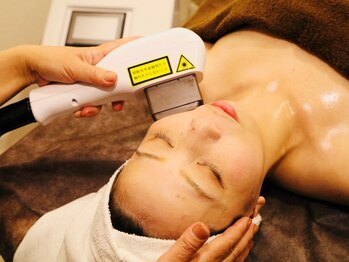 スムース イー(Smooth+E)の写真/【国産脱毛機で美肌GET】強力パワーでヒゲも産毛も残さない☆最短で脱毛を卒業しましょう♪