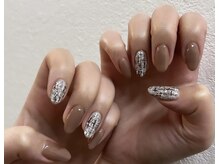 ジェイノヴァール(Jnovart)/